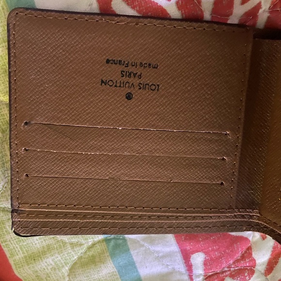 Louis Vuitton wallet - Picture 3 of 4